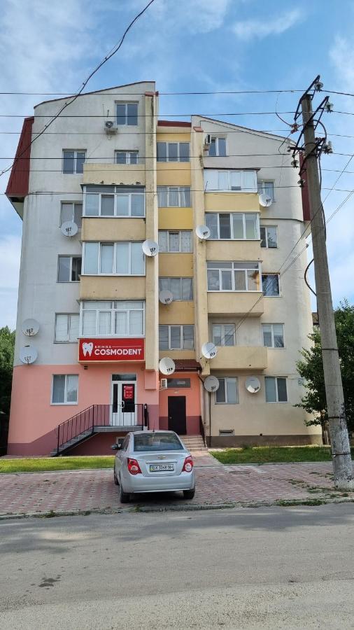 Ferienwohnung Mansarda Kamjanez-Podilskyj Exterior foto